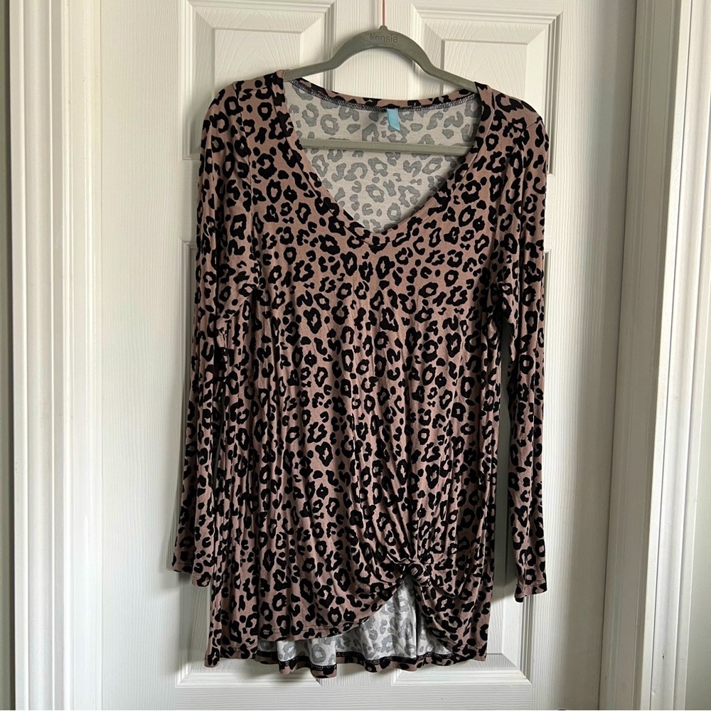 Cheetah Print Long Sleeve Shirt 🤎🤍🖤
